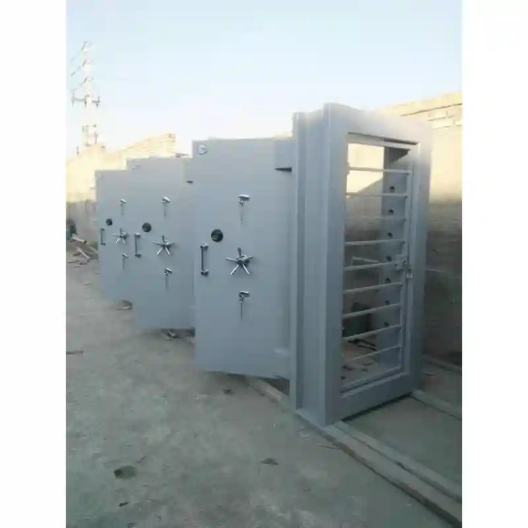 گاوصندوق درب خزانه مدل پاینده استاندارد kkr